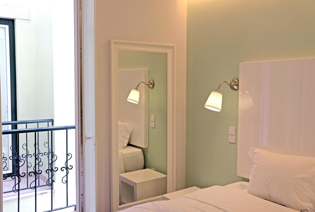 Colours Bairro Alto Apartment Lisbon